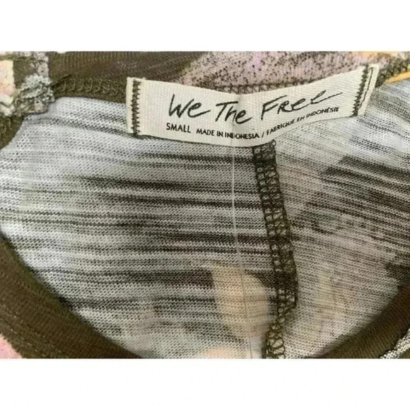 Free People Hey Girl Cotton Strappy Tank Top Floral Army Combo Small NEW - Picture 3 of 5